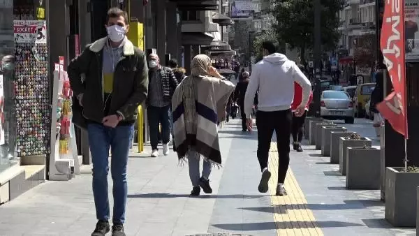 Son dakika haber! SAMSUN EN ÇOK VAKA GÖRÜLEN SAMSUN'DA SOKAKLARDA İNSAN YOĞUNLUĞU Son dakika haber! SAMSUN EN ÇOK VAKA GÖRÜLEN SAMSUN'DA SOKAKLARDA İNSAN YOĞUNLUĞU