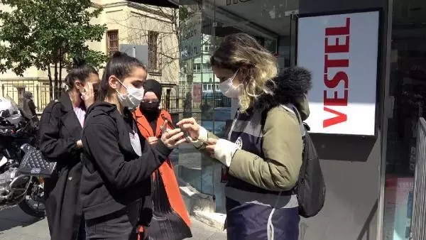 Son dakika haber! SAMSUN EN ÇOK VAKA GÖRÜLEN SAMSUN'DA SOKAKLARDA İNSAN YOĞUNLUĞU Son dakika haber! SAMSUN EN ÇOK VAKA GÖRÜLEN SAMSUN'DA SOKAKLARDA İNSAN YOĞUNLUĞU