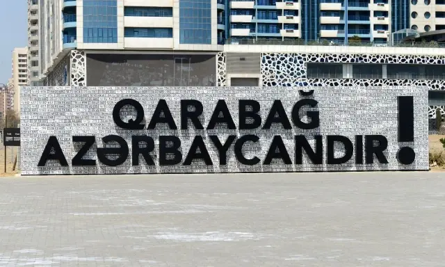 - Ermenistan ordusundan ele geçirilen askeri araçlar Askeri Ganimet Parkı'nda sergileniyor - Ermenistan ordusundan ele geçirilen askeri araçlar Askeri Ganimet Parkı'nda sergileniyor