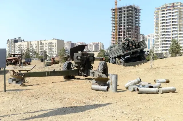 - Ermenistan ordusundan ele geçirilen askeri araçlar Askeri Ganimet Parkı'nda sergileniyor - Ermenistan ordusundan ele geçirilen askeri araçlar Askeri Ganimet Parkı'nda sergileniyor