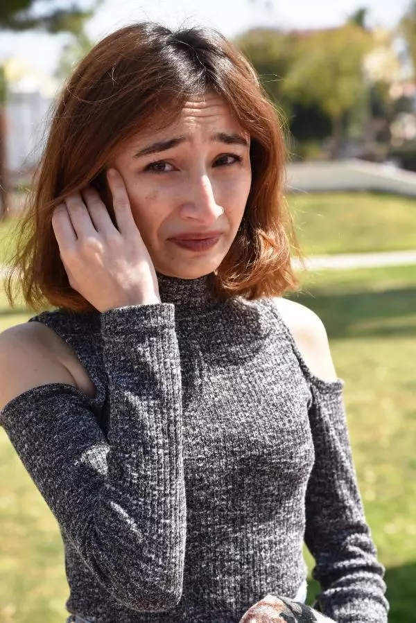 Eski sevgilisinden şiddet gördüğünü iddia eden Gülsüm: Öldürülen kadınlardan olmak istemiyorum Eski sevgilisinden şiddet gördüğünü iddia eden Gülsüm: Öldürülen kadınlardan olmak istemiyorum
