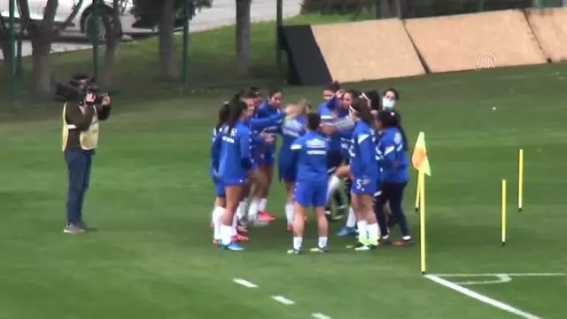 Futbol: Tokyo Olimpiyatları kadınlar kıtalararası play-off Futbol: Tokyo Olimpiyatları kadınlar kıtalararası play-off
