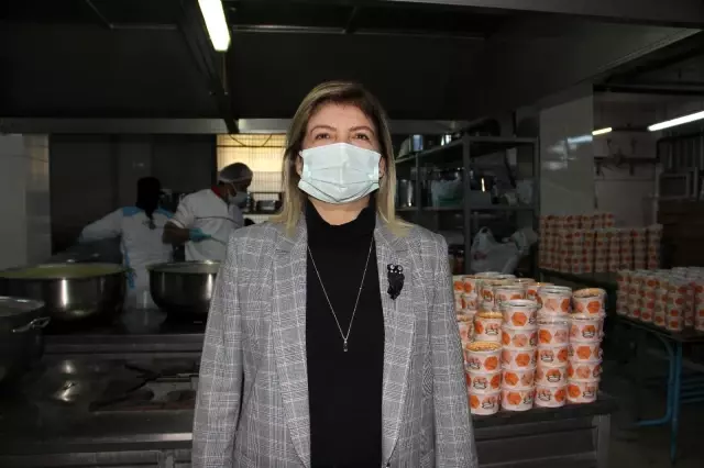 İftar sofraları Yunusemre'yle bereketleniyor İftar sofraları Yunusemre'yle bereketleniyor