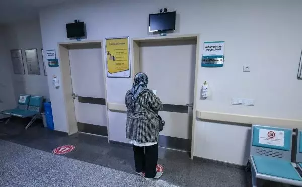 İFTARINI YAPAN AŞI OLMAYA GİTTİ İFTARINI YAPAN AŞI OLMAYA GİTTİ