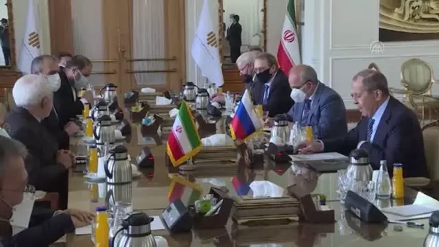 Son dakika! İran Dışişleri Bakanı Zarif ile Rus mevkidaşı Lavrov Tahran'da nükleer anlaşmayı görüştü Son dakika! İran Dışişleri Bakanı Zarif ile Rus mevkidaşı Lavrov Tahran'da nükleer anlaşmayı görüştü