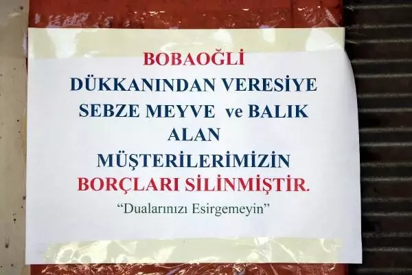 Kazada ölen esnafın veresiye defterindeki tüm borçlar, ailesi tarafından silindi Kazada ölen esnafın veresiye defterindeki tüm borçlar, ailesi tarafından silindi