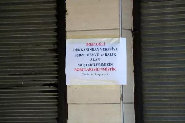 Kazada ölen esnafın veresiye defterindeki tüm borçlar, ailesi tarafından silindi Kazada ölen esnafın veresiye defterindeki tüm borçlar, ailesi tarafından silindi