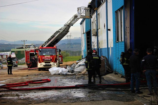 maden kimyasallari bulunan depo alevlere tesl 13 14064214 o
