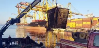 İlçe Tarım Müdürlüğü: Marmara Denizi'nde kaçak avcılıkta kullanılan trol kapıları bulundu İlçe Tarım Müdürlüğü: Marmara Denizi'nde kaçak avcılıkta kullanılan trol kapıları bulundu