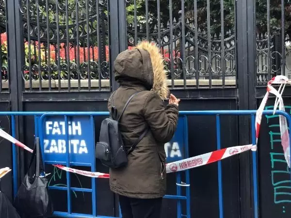 Son dakika haberi: PANDEMİ NEDENİYLE KAPALI OLAN ORUÇBABA TÜRBESİ'NE ZİYARETÇİ AKINI Son dakika haberi: PANDEMİ NEDENİYLE KAPALI OLAN ORUÇBABA TÜRBESİ'NE ZİYARETÇİ AKINI