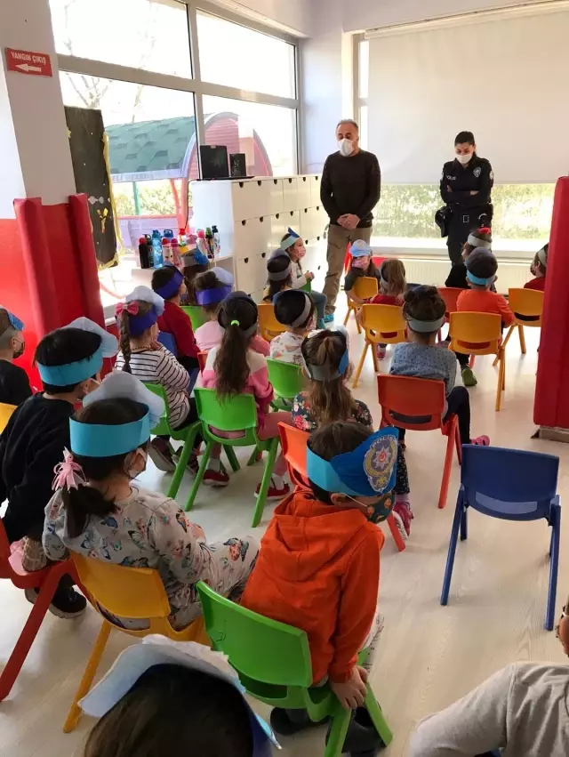 Son dakika haberleri: Polisten belediye çocuk kulübü öğrencilerine ziyaret Son dakika haberleri: Polisten belediye çocuk kulübü öğrencilerine ziyaret