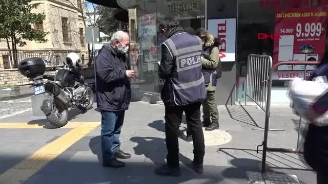 Son dakika haber! SAMSUN EN ÇOK VAKA GÖRÜLEN SAMSUN'DA SOKAKLARDA İNSAN YOĞUNLUĞU Son dakika haber! SAMSUN EN ÇOK VAKA GÖRÜLEN SAMSUN'DA SOKAKLARDA İNSAN YOĞUNLUĞU