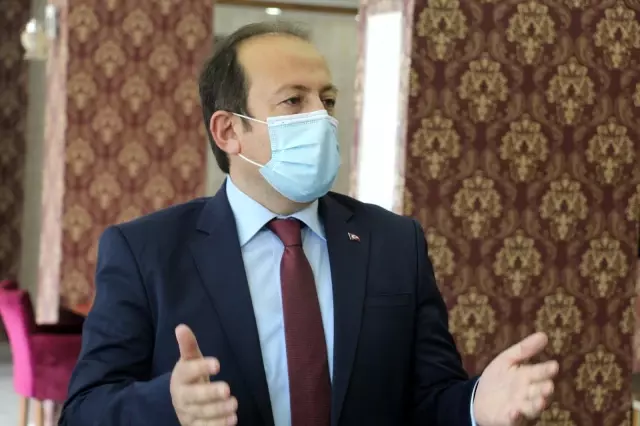 Son dakika haberi: Şırnak Valisi Pehlivan, Kovid-19 tedbirlerine uyan esnafa 'örnek işletme' belgesi verdi Son dakika haberi: Şırnak Valisi Pehlivan, Kovid-19 tedbirlerine uyan esnafa 'örnek işletme' belgesi verdi
