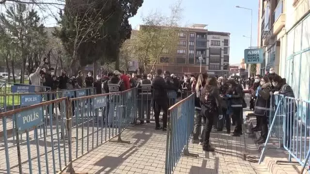 Soma'daki maden faciası davasında 4 sanık yeniden hakim karşısına çıktı Soma'daki maden faciası davasında 4 sanık yeniden hakim karşısına çıktı