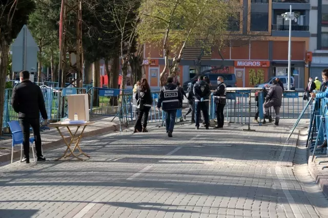 Son dakika 3. sayfa: Soma faciası davası yeniden başlıyor Son dakika 3. sayfa: Soma faciası davası yeniden başlıyor