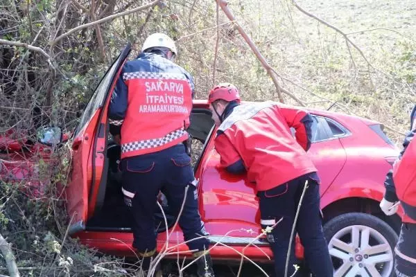 Tarlaya uçan araçta yaralandılar, kazanın şokuyla isimlerini hatırlamadılar Tarlaya uçan araçta yaralandılar, kazanın şokuyla isimlerini hatırlamadılar