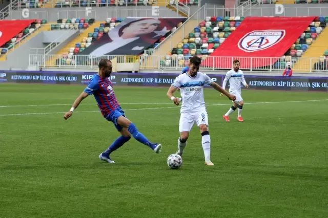TFF 1. Lig: Altınordu: 0 Adana Demirspor: 1 (İlk Yarı) TFF 1. Lig: Altınordu: 0 Adana Demirspor: 1 (İlk Yarı)