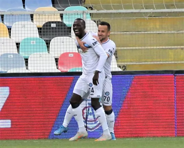 TFF 1. Lig: Altınordu: 0 Adana Demirspor: 1 (İlk Yarı) TFF 1. Lig: Altınordu: 0 Adana Demirspor: 1 (İlk Yarı)