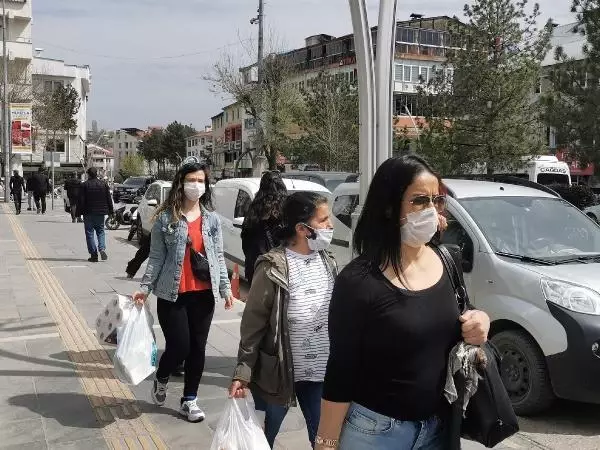 TUNCELİ, MEME KANSERİ TARAMALARINDA 100 BİNİN ALTINDA OLAN İLLER ARASINDA 1'İNCİ OLDU TUNCELİ, MEME KANSERİ TARAMALARINDA 100 BİNİN ALTINDA OLAN İLLER ARASINDA 1'İNCİ OLDU