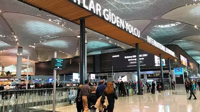 Uçakla seyahat yasağı var mı? Kısmi kapanmada uçakla seyahat yasağı olacak mı? Uçakla seyahat yasağı var mı? Kısmi kapanmada uçakla seyahat yasağı olacak mı?