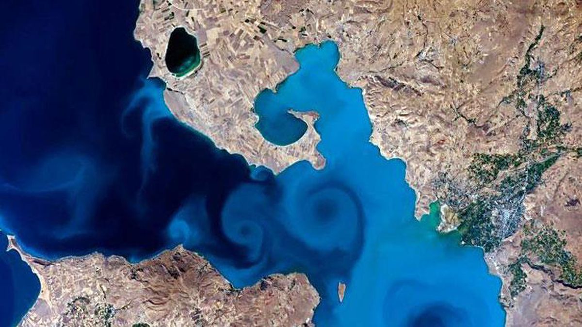 Çektiği Van Gölü fotoğrafı birinci olan Astronot Rubins, Van'ın tanıtım elçisi oldu