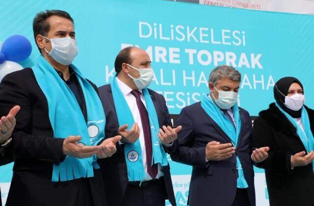 Yaptıklarıyla büyük takdir toplayan belediye başkanı, şimdi de ilçeye 2 bin metrekarelik tesis kazandırdı Yaptıklarıyla büyük takdir toplayan belediye başkanı, şimdi de ilçeye 2 bin metrekarelik tesis kazandırdı
