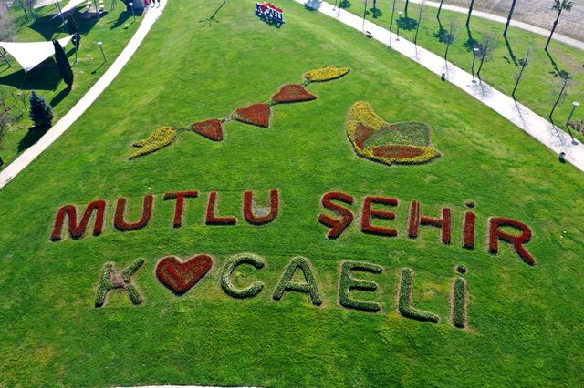 115 bin lale sosyal mesafe mesaji ile acti 2 14065212 o