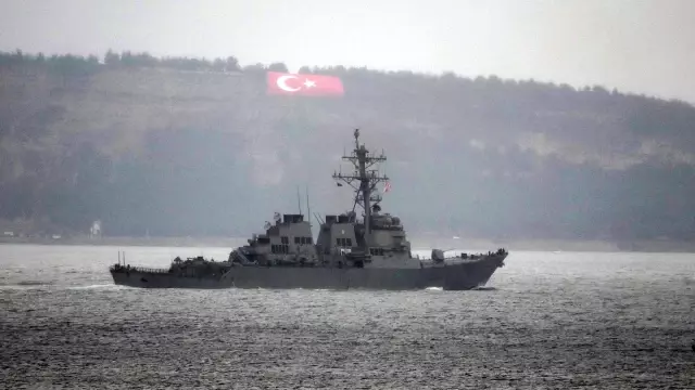 ABD Karadeniz'e Savaş Gönderme Planından Vazgeçti ABD Karadeniz'e Savaş Gönderme Planından Vazgeçti