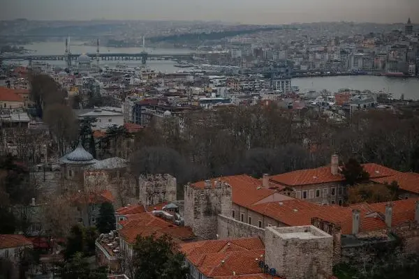 Ayasofya Camii'nin minaresinden tarihi yarımada...
