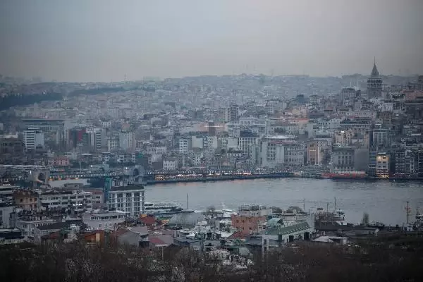 Ayasofya Camii'nin minaresinden tarihi yarımada...