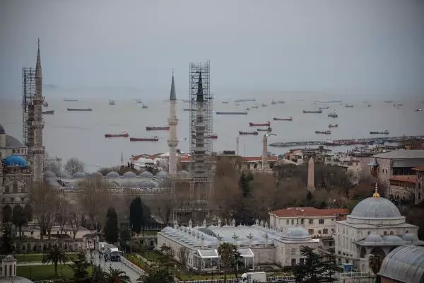 Ayasofya Camii'nin minaresinden tarihi yarımada...