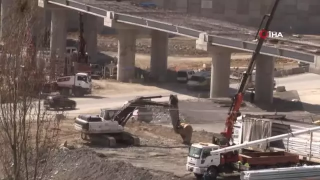 Başakşehir - Kayaşehir metro şantiyesinde kaza: 4 yaralı Başakşehir - Kayaşehir metro şantiyesinde kaza: 4 yaralı