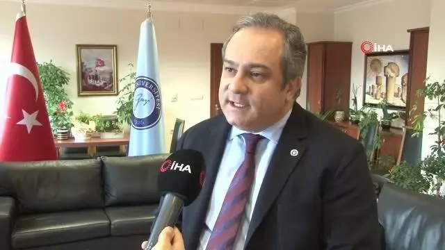 Bilim Kurulu Üyesi Prof. Dr. İlhan: '65 yaş üzeri vatandaşlarımız bugünden tezi yok bir an önce aşı randevularını almalı' Bilim Kurulu Üyesi Prof. Dr. İlhan: '65 yaş üzeri vatandaşlarımız bugünden tezi yok bir an önce aşı randevularını almalı'