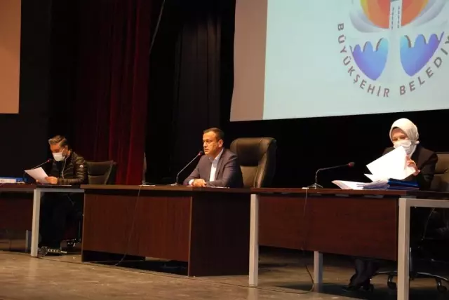 Büyükşehir Meclisi 22 maddeyi daha görüştü Büyükşehir Meclisi 22 maddeyi daha görüştü