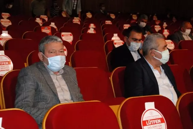 Büyükşehir Meclisi 22 maddeyi daha görüştü Büyükşehir Meclisi 22 maddeyi daha görüştü