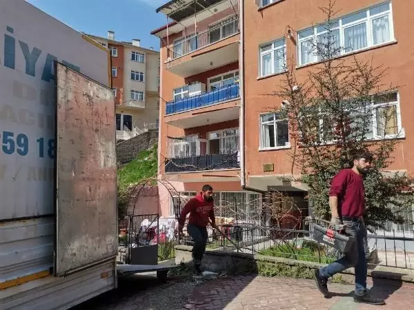 ANKARA Çankaya Belediyesi, o inşaat için 'Diğer binalara zarar vermez' yazısı yazmış ANKARA Çankaya Belediyesi, o inşaat için 'Diğer binalara zarar vermez' yazısı yazmış