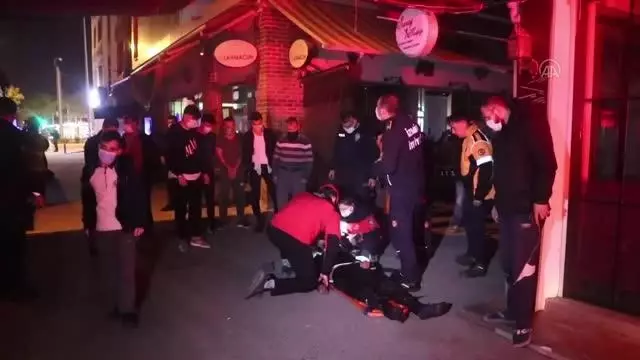 Çıkan yangında bir kişi dumandan zehirlendi Çıkan yangında bir kişi dumandan zehirlendi