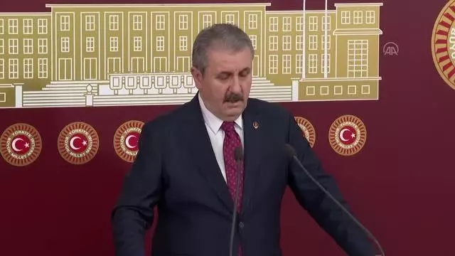 Destici: 'Rusya ile değil çıkar ortaklığına dayalı müttefikliği, denge politikası bile yürütemeyiz' Destici: 'Rusya ile değil çıkar ortaklığına dayalı müttefikliği, denge politikası bile yürütemeyiz'