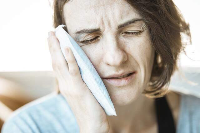 Diş ağrısı nasıl geçer? Diş ağrısına ne iyi gelir? Diş ağrısı nasıl geçer? Diş ağrısına ne iyi gelir?