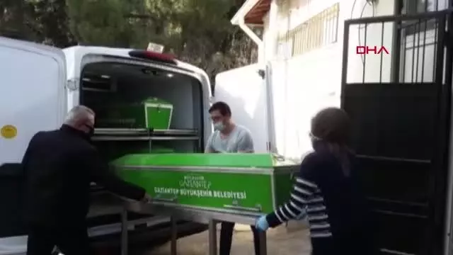EŞİYLE TARTIŞAN TAKSİ ŞOFÖRÜ, TABANCAYLA İNTİHAR ETTİ EŞİYLE TARTIŞAN TAKSİ ŞOFÖRÜ, TABANCAYLA İNTİHAR ETTİ
