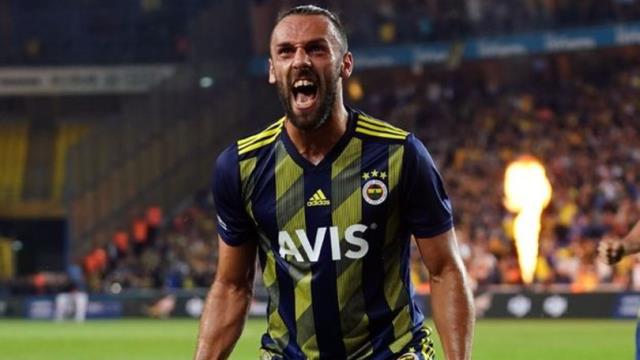 Fenerbahçe and Galatasaray once again fight for Muriqi, who is expected to leave Lazio