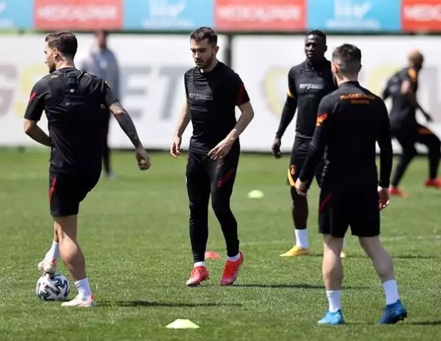 Galatasaray'da Göztepe hazırlıkları devam etti Galatasaray'da Göztepe hazırlıkları devam etti