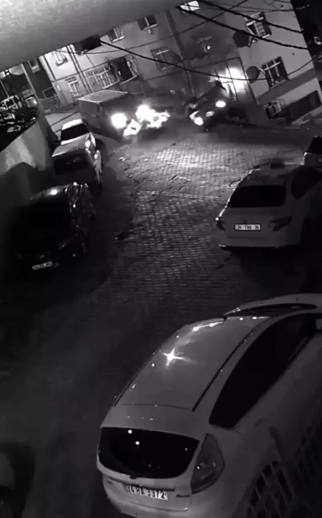 Son dakika haber | İstanbul'da ilginç kaza kamerada Son dakika haber | İstanbul'da ilginç kaza kamerada