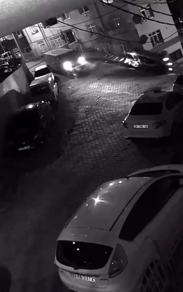 Son dakika haber | İstanbul'da ilginç kaza kamerada Son dakika haber | İstanbul'da ilginç kaza kamerada