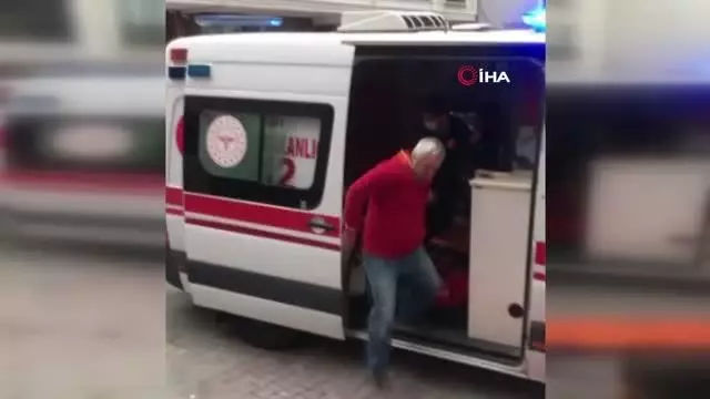 Son dakika haberi! Küçükçekmece'de 15 yaşındaki çocuk silahla yaralandı Son dakika haberi! Küçükçekmece'de 15 yaşındaki çocuk silahla yaralandı