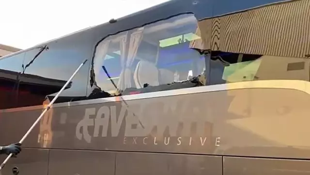 Liverpool supporters attack Real Madrid team bus with stones