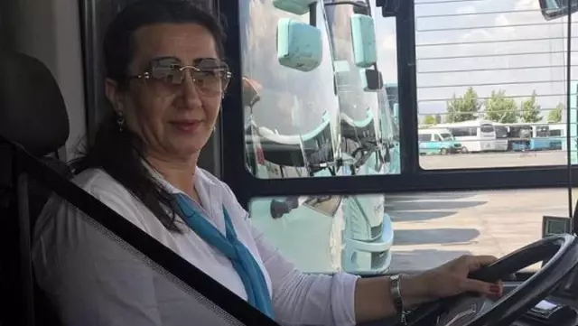 Manisa'da kadın otobüs şoförünün haksız yere işten çıkarıldığı iddiası asılsız çıktı Manisa'da kadın otobüs şoförünün haksız yere işten çıkarıldığı iddiası asılsız çıktı