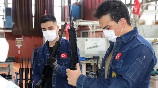 Milli Piyade Tüfeği MPT-76-MH güvenlik güçlerinin hizmetine sunuluyor Milli Piyade Tüfeği MPT-76-MH güvenlik güçlerinin hizmetine sunuluyor