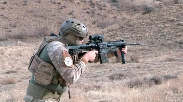 Milli Piyade Tüfeği MPT-76-MH güvenlik güçlerinin hizmetine sunuluyor Milli Piyade Tüfeği MPT-76-MH güvenlik güçlerinin hizmetine sunuluyor