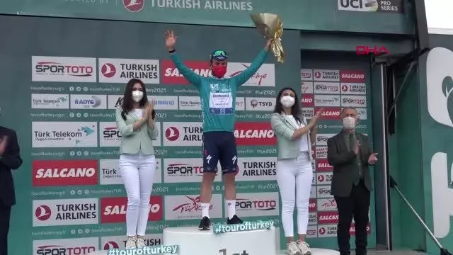 Son dakika! SPOR 56'ncı Cumhurbaşkanlığı Türkiye Bisiklet Turu'nun dördüncü etabını da Mark Cavendish kazandı Son dakika! SPOR 56'ncı Cumhurbaşkanlığı Türkiye Bisiklet Turu'nun dördüncü etabını da Mark Cavendish kazandı
